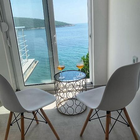 Azzure Apartment Ulcinj Buitenkant foto