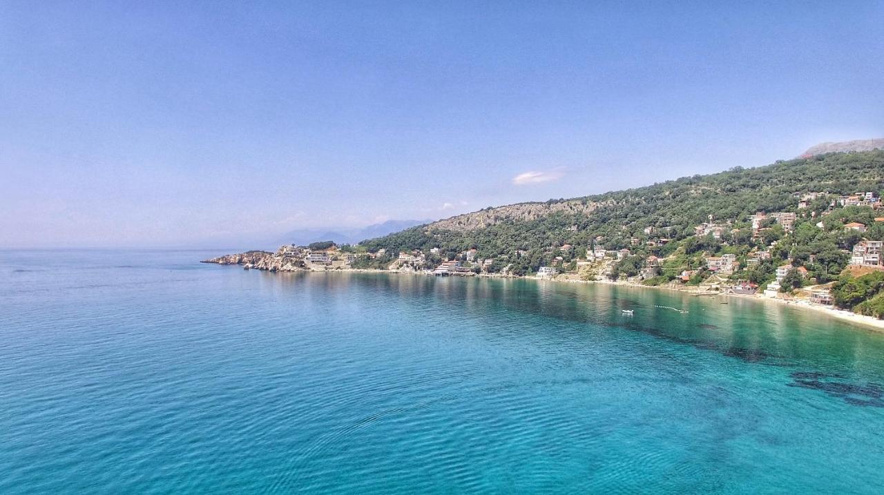 Azzure Apartment Ulcinj Buitenkant foto
