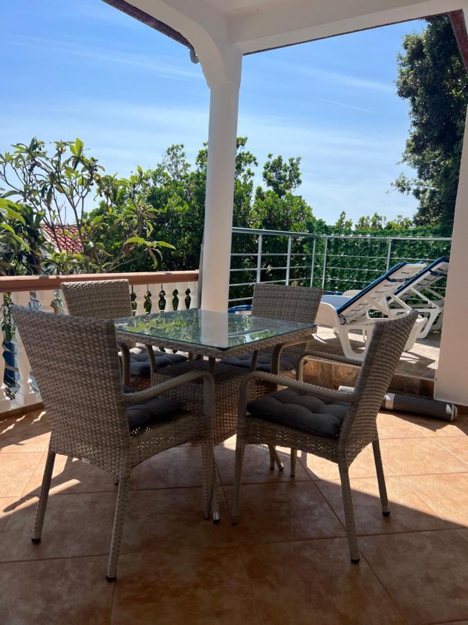 Azzure Apartment Ulcinj Buitenkant foto
