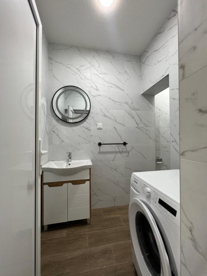Azzure Apartment Ulcinj Buitenkant foto