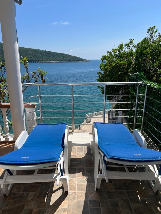 Azzure Apartment Ulcinj Buitenkant foto